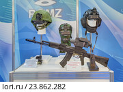 Тепловизионный прицел и приборы ночного видения ROMZ на Международном военно-техническом форуме "Армия-2016" Редакционное фото, фотограф Игорь Долгов / Фотобанк Лори