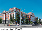 Россия; Алтайский; край; город; Барнаул, Городской пейзаж, дом № 25 на проспекте Ленина (2016 год). Редакционное фото, фотограф Александр Циликин / Фотобанк Лори
