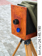 The old camera on street. Стоковое фото, фотограф Володина Ольга / Фотобанк Лори
