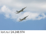 Сверхзвуковые ракетоносцы в небе (2016 год). Редакционное фото, фотограф Светлана Чуйкова / Фотобанк Лори