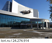 Киноконцертный театр "Космос", Екатеринбург (2016 год). Редакционное фото, фотограф Владислав Сабанин / Фотобанк Лори