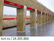 Станция Петербургского метрополитена "Выборгская". Центральный зал (2016 год). Редакционное фото, фотограф Александр Тарасенков / Фотобанк Лори