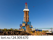 Нефтяная вышка. Республика Татарстан. Стоковое фото, фотограф Зайцев Алексей / Фотобанк Лори