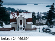 Старые дома в районе Тампере Pispalan. Финляндия (2016 год). Редакционное фото, фотограф Liseykina / Фотобанк Лори