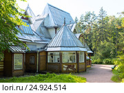 Усадьба Ильи Репина "Пенаты". Санкт-Петербург (2016 год). Редакционное фото, фотограф Александр Щепин / Фотобанк Лори