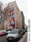 Бывший доходный дом фабрики Ф.А. Лорие. Москва, Звонарский пер., 1 (2017 год). Редакционное фото, фотограф Алексей Гусев / Фотобанк Лори