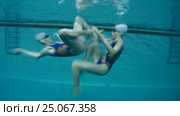 Underwater view of Synchronized Swimming. Стоковое видео, видеограф Некрасов Андрей / Фотобанк Лори