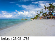 The famous White Beach on Boracay Island, Philippines. Редакционное фото, фотограф Ершов Максим / Фотобанк Лори