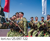 Russian marines participate in a naval show dedicated to Russian Navy day on July 30, 2006 in Sevastopol, Crimea. Редакционное фото, фотограф Алексей Забусик / Фотобанк Лори