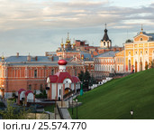 Иверский женский монастырь в Самаре (Россия) осенним вечером (2011 год). Стоковое фото, фотограф oleg savichev / Фотобанк Лори