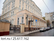 Воссозданное здание в Леонтьевском переулке, ,25 в Москве (2015 год). Редакционное фото, фотограф stargal / Фотобанк Лори