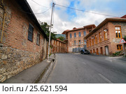 On the street in Sheki. Azerbaijan (2016 год). Редакционное фото, фотограф Elena Odareeva / Фотобанк Лори