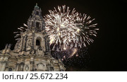 Hofkirche or Cathedral of Holy Trinity and holiday fireworks - baroque church in Dresden, Sachsen, Germany (2017 год). Стоковое видео, видеограф Владимир Журавлев / Фотобанк Лори