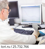 Life science researcher . Стоковое фото, фотограф Matej Kastelic / Фотобанк Лори