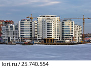 Санкт-Петербург. Новостройки жилого комплекса "Леонтьевский мыс" в Петроградском районе (2017 год). Редакционное фото, фотограф Александр Тарасенков / Фотобанк Лори