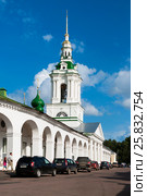 Красные ряды, церковь Спаса в рядах. Кострома (2015 год). Редакционное фото, фотограф Александр Щепин / Фотобанк Лори
