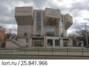 Exterior of the Rusakov House of Culture in Moscow, Russia (2017 год). Редакционное фото, фотограф Алексей Лагуткин / Фотобанк Лори