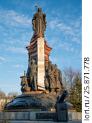 Памятник императрице Екатерине II в Краснодаре. Редакционное фото, фотограф Денис Черкашин / Фотобанк Лори
