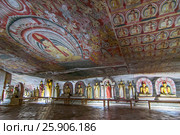 Cave of the Great Kings, Dambulla Cave Temples, UNESCO World Heritage Site, Central Province, Sri Lanka, Asia. Стоковое фото, агентство BE&W Photo / Фотобанк Лори
