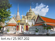 Entance to Wat Pho or Wat Phra Nakhon temple in Bangkok. Thailand. Стоковое фото, агентство BE&W Photo / Фотобанк Лори