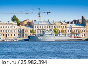 Базовый тральщик проекта 1265 «Яхонт» в Санкт-Петербурге во время празднования Дня ВМФ (2015 год). Редакционное фото, фотограф Сергей Дубров / Фотобанк Лори