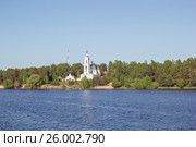 Вознесенская церковь в селе Охотино Мышкинского района Ярославской области (2013 год). Стоковое фото, фотограф Дмитрий Тищенко / Фотобанк Лори