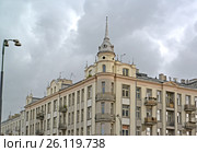 Жилое здание с эркером  на улице Забковской. Варшава, Польша (2014 год). Стоковое фото, фотограф Ирина Борсученко / Фотобанк Лори