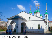 Москва. Храм Троицы Живоначальной в Листах. ул. Сретенка д. 27, с3 (2017 год). Редакционное фото, фотограф Татьяна Белова / Фотобанк Лори