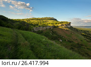 Cave city Bakla in Bakhchysarai Raion, Crimea. Стоковое фото, фотограф Юлия Машкова / Фотобанк Лори