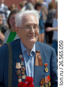 Москва, 9 мая 2010, Парк Горького, Ветеран ВОВ Великой Отечественной войны, праздник Великой Победы. Редакционное фото, фотограф Mikhail Leonov / Фотобанк Лори