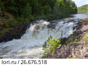Русло реки Суна с водопадом Кивач. Заповедник в Кондопожском районе, Карелия, Россия. Стоковое фото, фотограф Кекяляйнен Андрей / Фотобанк Лори