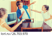 children playing romp game. Стоковое фото, фотограф Яков Филимонов / Фотобанк Лори