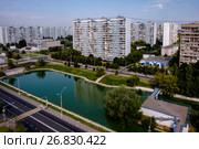 Москва, Марьино, Новочеркасский бульвар и Западные Марьинские пруды, вид сверху (2017 год). Стоковое фото, фотограф glokaya_kuzdra / Фотобанк Лори