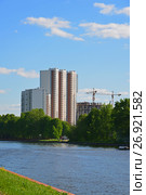 Levoberezhny district in Khimki city, Russia (2017 год). Стоковое фото, фотограф Володина Ольга / Фотобанк Лори