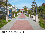 Аллея  маршала авиации Александра Ивановича Покрышкина, . Новосибирск, Россия (2017 год). Редакционное фото, фотограф Евгений Мухортов / Фотобанк Лори