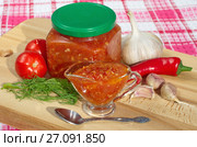Аджика и продукты для ее приготовления. Стоковое фото, фотограф Елена Коромыслова / Фотобанк Лори