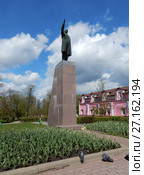 Памятник В. И. Ленину. Город Ногинск. Ногинский район. Московская область (2017 год). Редакционное фото, фотограф lana1501 / Фотобанк Лори