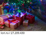 Boxes with gifts for Christmas fir. Стоковое фото, фотограф Типляшина Евгения / Фотобанк Лори