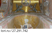 The interior Cathedral-Basilica of Monreale, is a Roman Catholic church, Sicily, southern Italy (Ken burns effect) (2017 год). Редакционное видео, видеограф Владимир Журавлев / Фотобанк Лори
