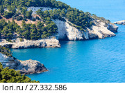 Summer coast Cala di Porto Greco, Gargano, Puglia, Italy (2017 год). Стоковое фото, фотограф Юрий Брыкайло / Фотобанк Лори