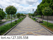 View of the street in Pyatigorsk (2016 год). Стоковое фото, фотограф Юлия Белоусова / Фотобанк Лори