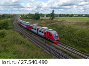 Посёлок Кубинка. Дизель-поезд РА2-108 на подъездном пути ст. Кубинка-II до парка "Патриот" Московской железной дороги (2017 год). Редакционное фото, фотограф Дмитрий Щукин / Фотобанк Лори