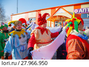 Масленичные гуляния (2018 год). Редакционное фото, фотограф Иван Карпов / Фотобанк Лори