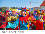 Шествие скоморохов на масленице (2018 год). Редакционное фото, фотограф Иван Карпов / Фотобанк Лори