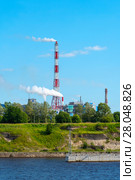 Заводские трубы над Волховом (2017 год). Стоковое фото, фотограф Александр Щепин / Фотобанк Лори