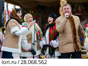 Выступление творческого коллектива во время масленичного гулянья, Гомель, Беларусь (2018 год). Редакционное фото, фотограф Ольга Коцюба / Фотобанк Лори
