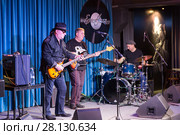 Концерт группы Modern Blues Band и известный гитарист Гия Дзагнидзе в джаз клубе "EverJazz". Екатеринбург. Редакционное фото, фотограф Евгений Ткачёв / Фотобанк Лори