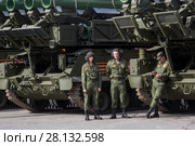 ЗРК "БУК-М1" на Тверской улице перед началом военного парада на Красной площади, посвященного 70-й годовщине Победы в Великой Отечественной войне в городе Москве, Россия, 9 мая 2015. Редакционное фото, фотограф Николай Винокуров / Фотобанк Лори