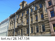 Санкт-Петербург, улица Малая Конюшенная, дом 10. Дом К. И. Имзена, 1875 год постройки в ясный день (2018 год). Стоковое фото, фотограф Овчинникова Ирина / Фотобанк Лори