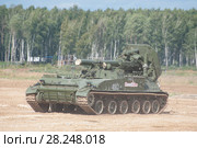 Самоходный советский 240-мм миномёт 2С4 Тюльпан (объект 240) на Международном военно-техническом форуме "Армия-2017". Московская область, полигон "Алабино" Редакционное фото, фотограф Малышев Андрей / Фотобанк Лори